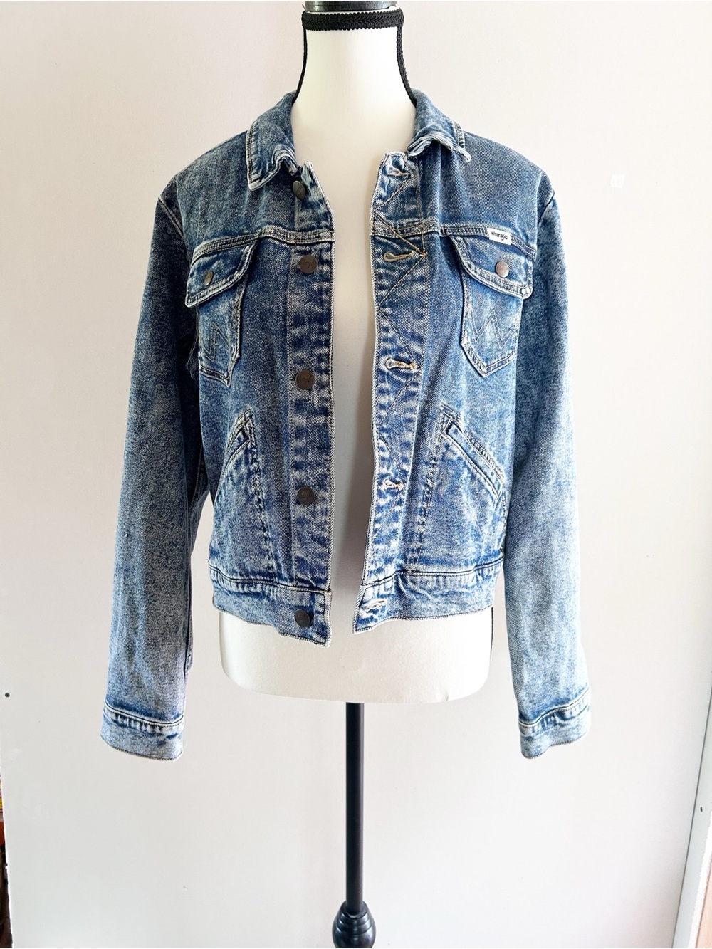 Wrangler Light Blue Acid Wash Denim Jacket Medium Festival Rodeo Cotton-blend